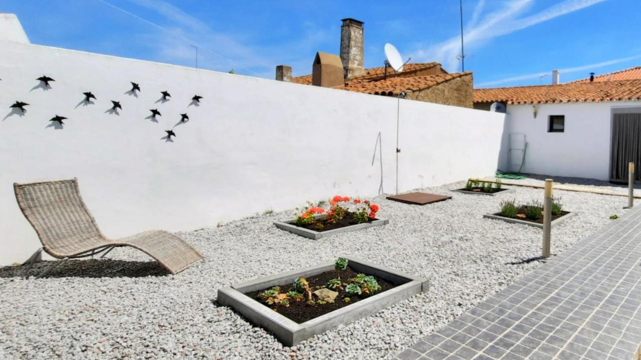 Casa Dos Vizinhos - Casas De Taipa Villa Sao Pedro do Corval ภายนอก รูปภาพ